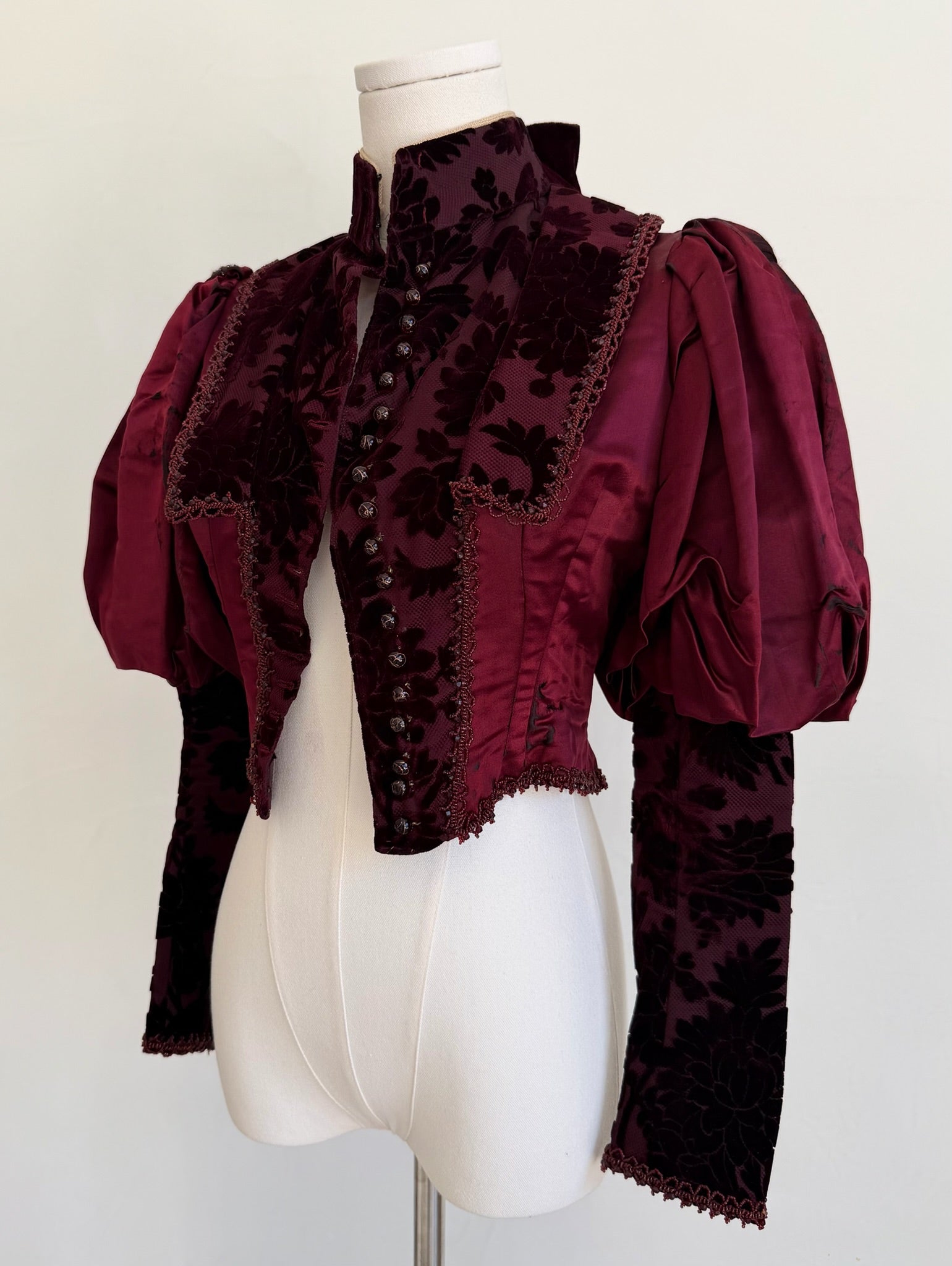 Late Victorian Beaded Velvet Jacket with Puffed Sleeves
