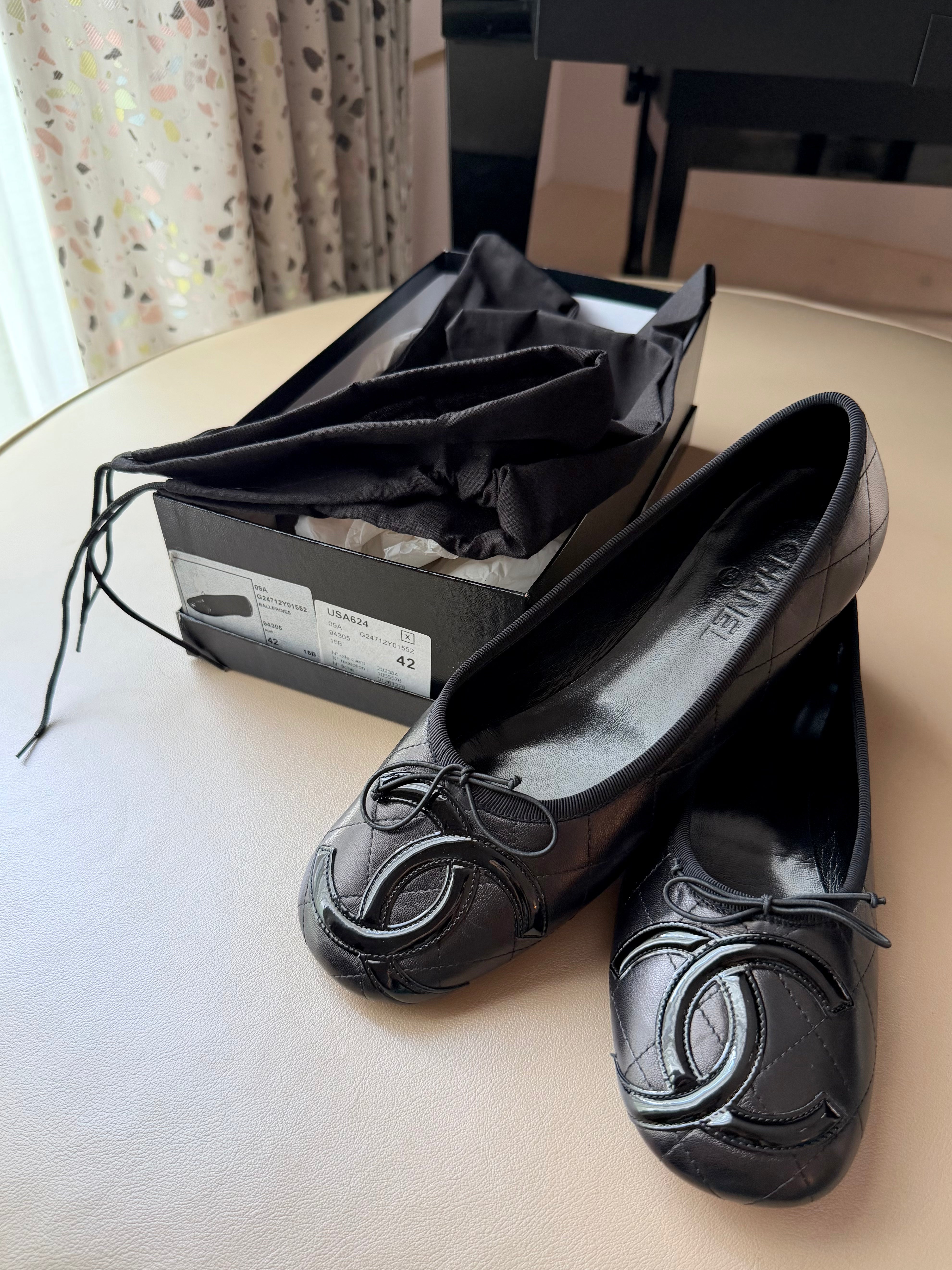 NIB Black Quilted Lambskin "CC" Ballet Flats with Bow