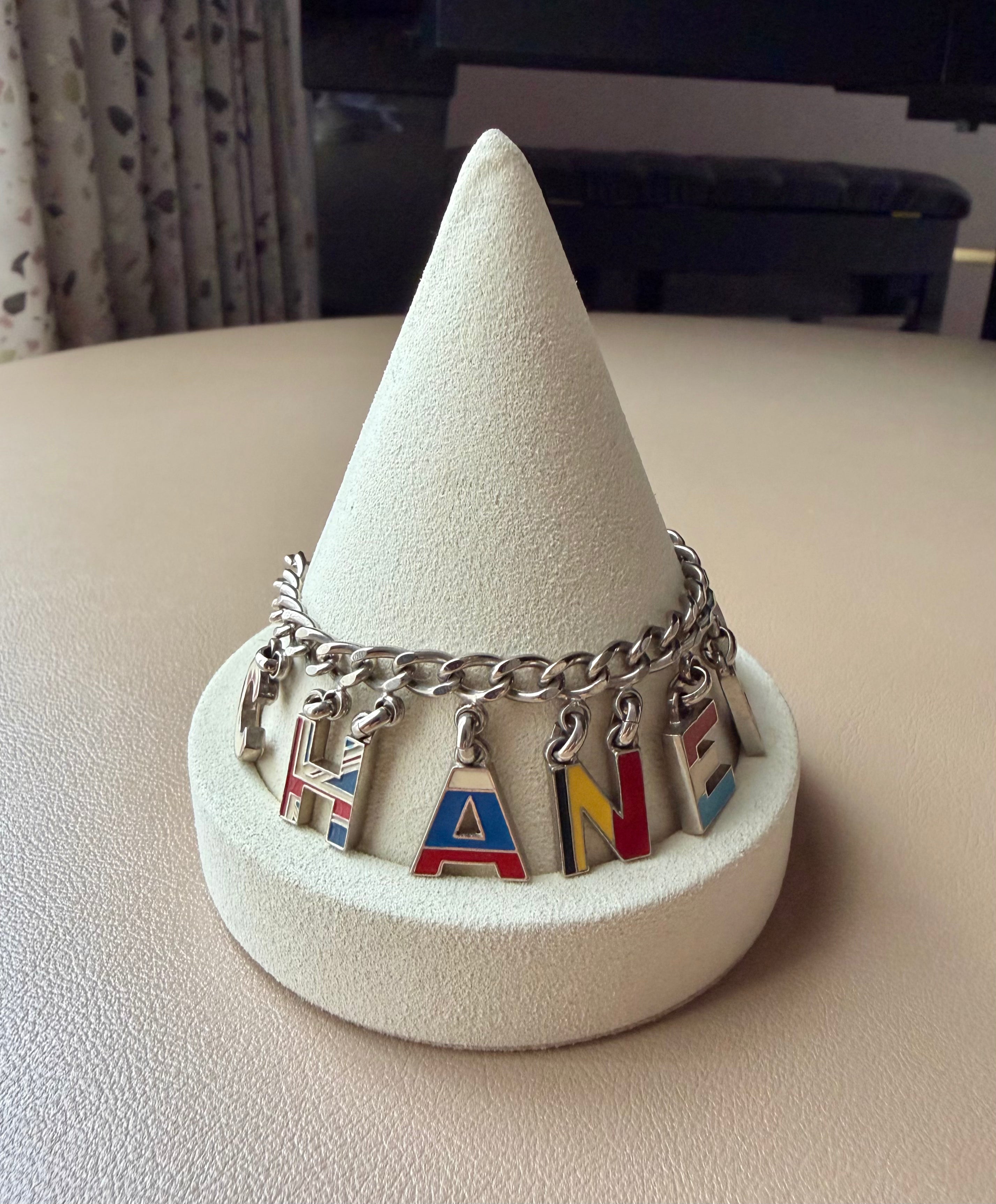 Cruise 1994/1995 "International Flag" Charm Bracelet