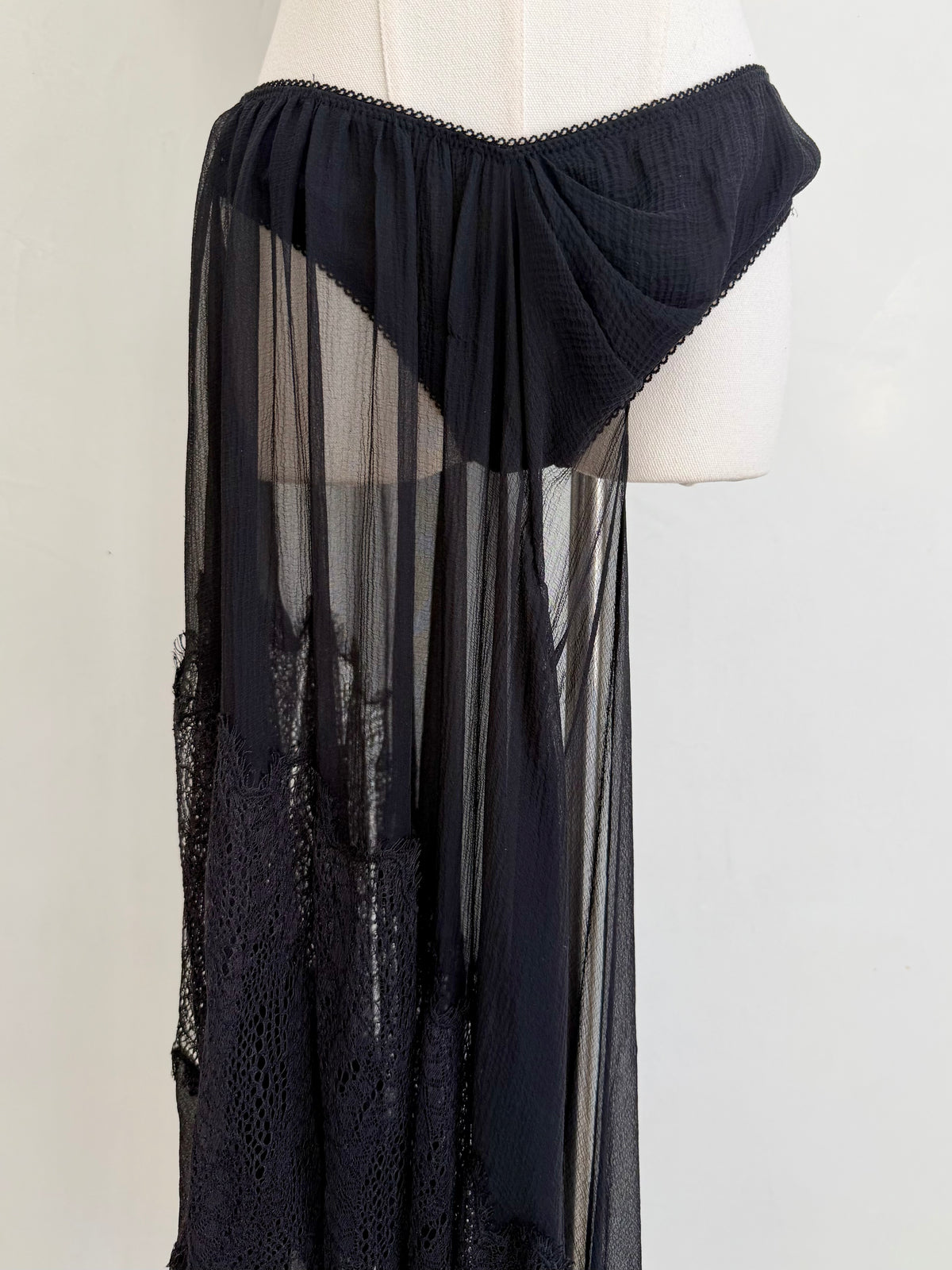 S/S 2024 Lace Black Asymmetrical Skirt