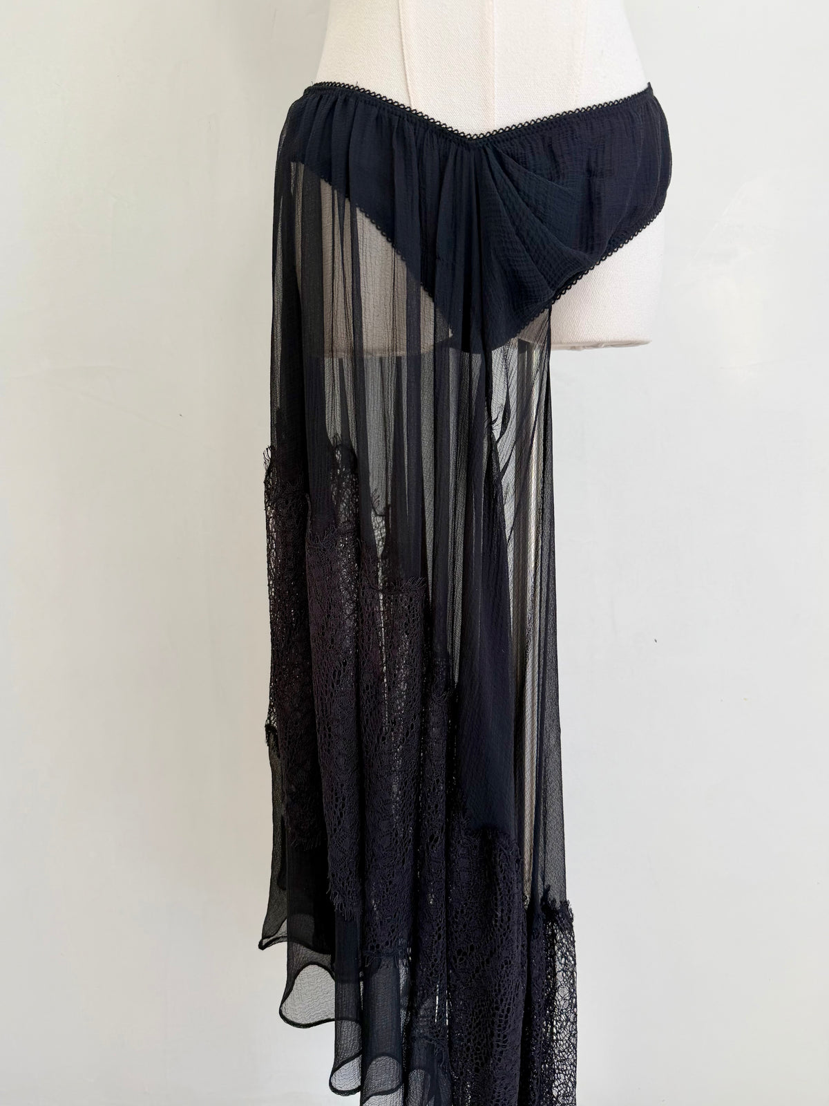 S/S 2024 Lace Black Asymmetrical Skirt