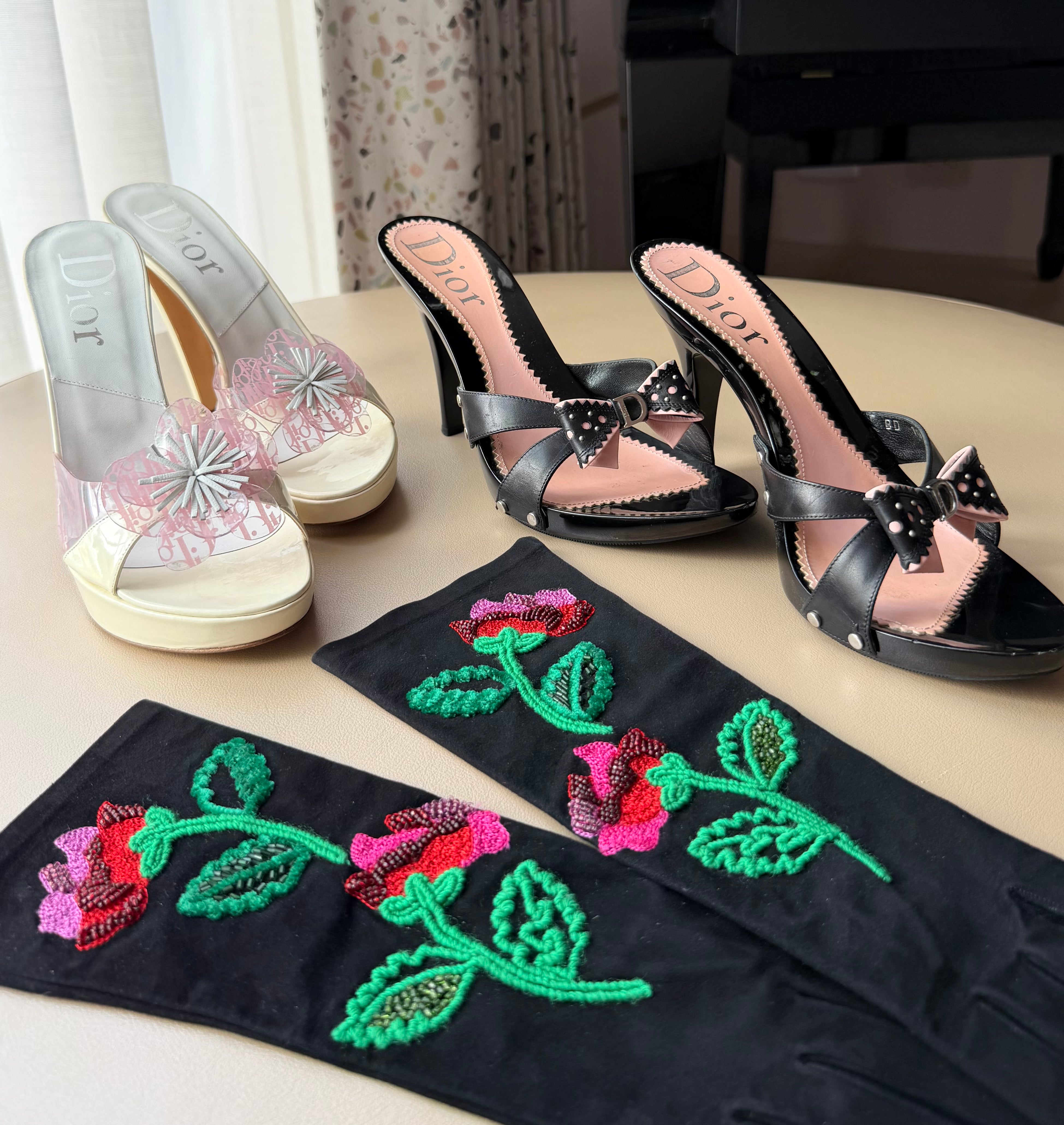Embroidered Rose Evening Gloves
