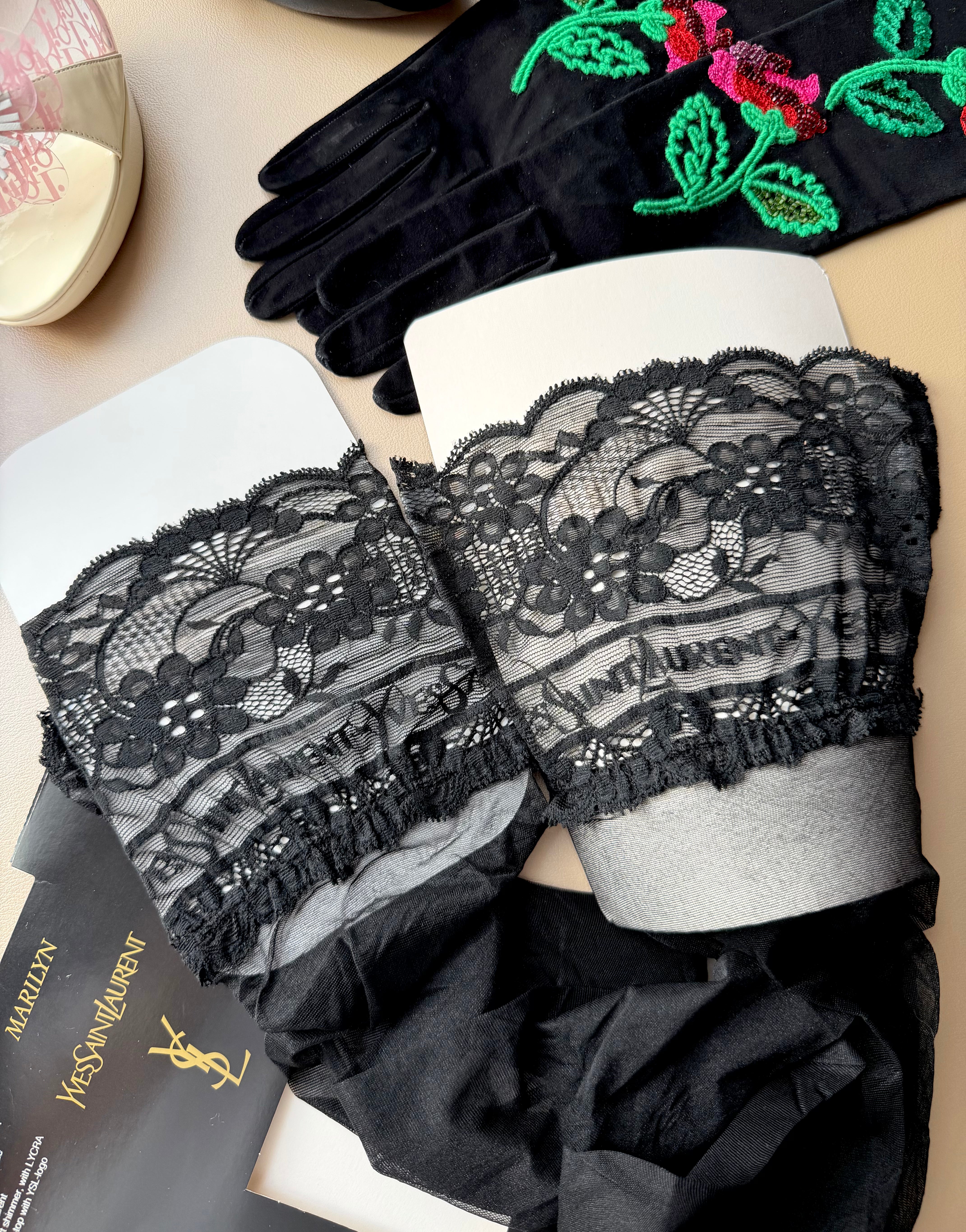 Logo Lace Thigh High Stockings