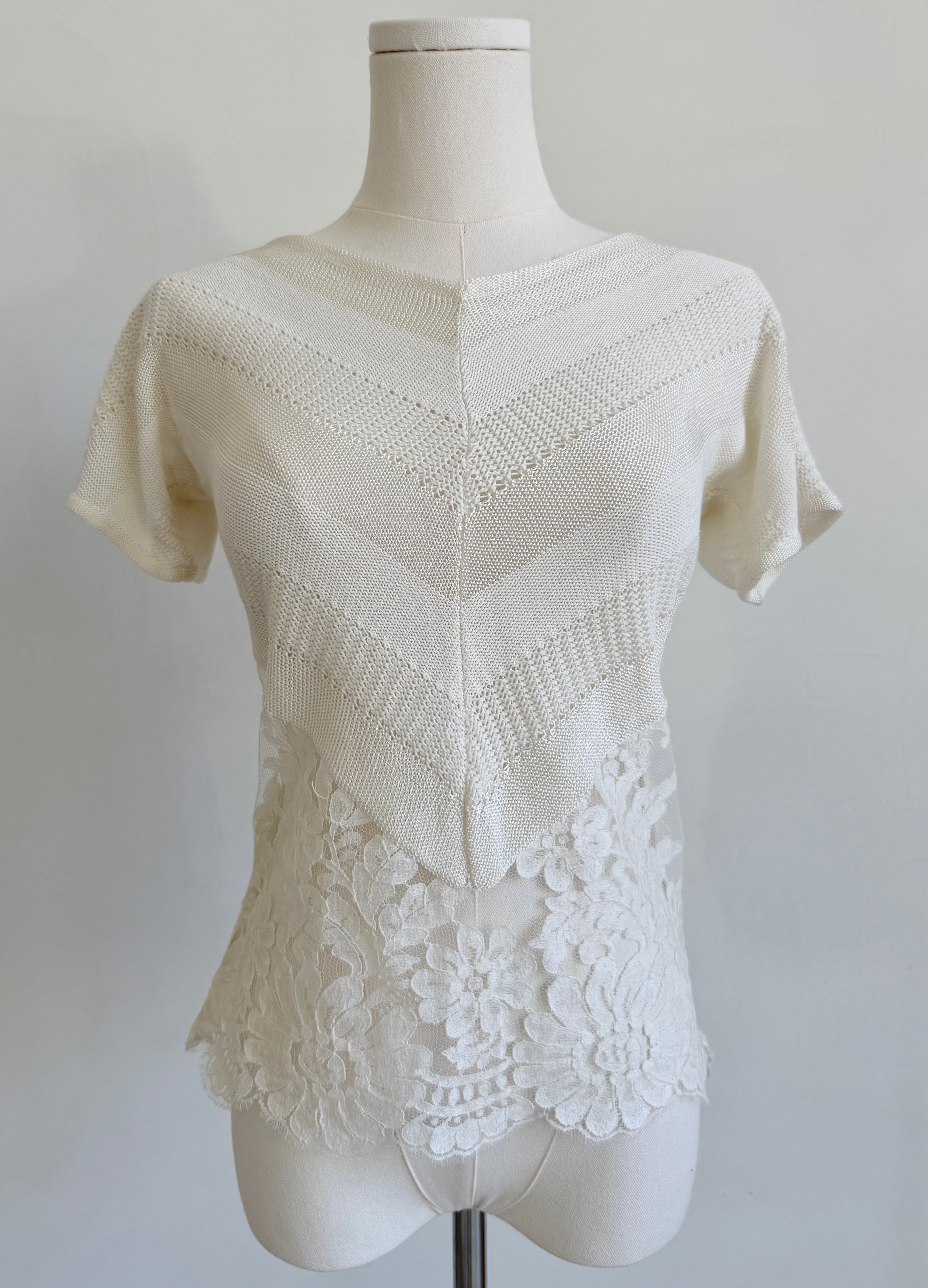 NWT Ivory Knit & Lace Panel Top