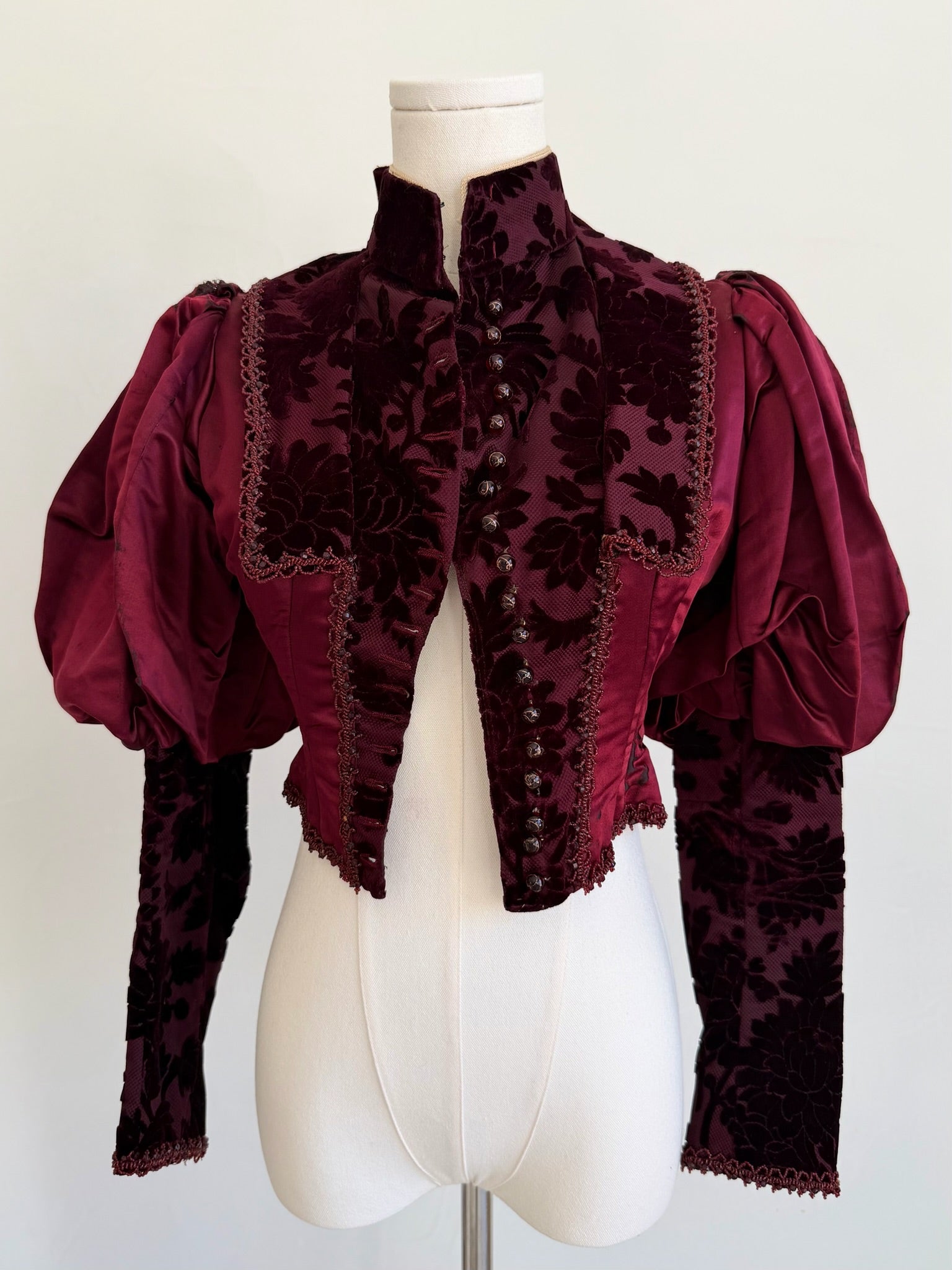 Late Victorian Beaded Velvet Jacket with Puffed Sleeves