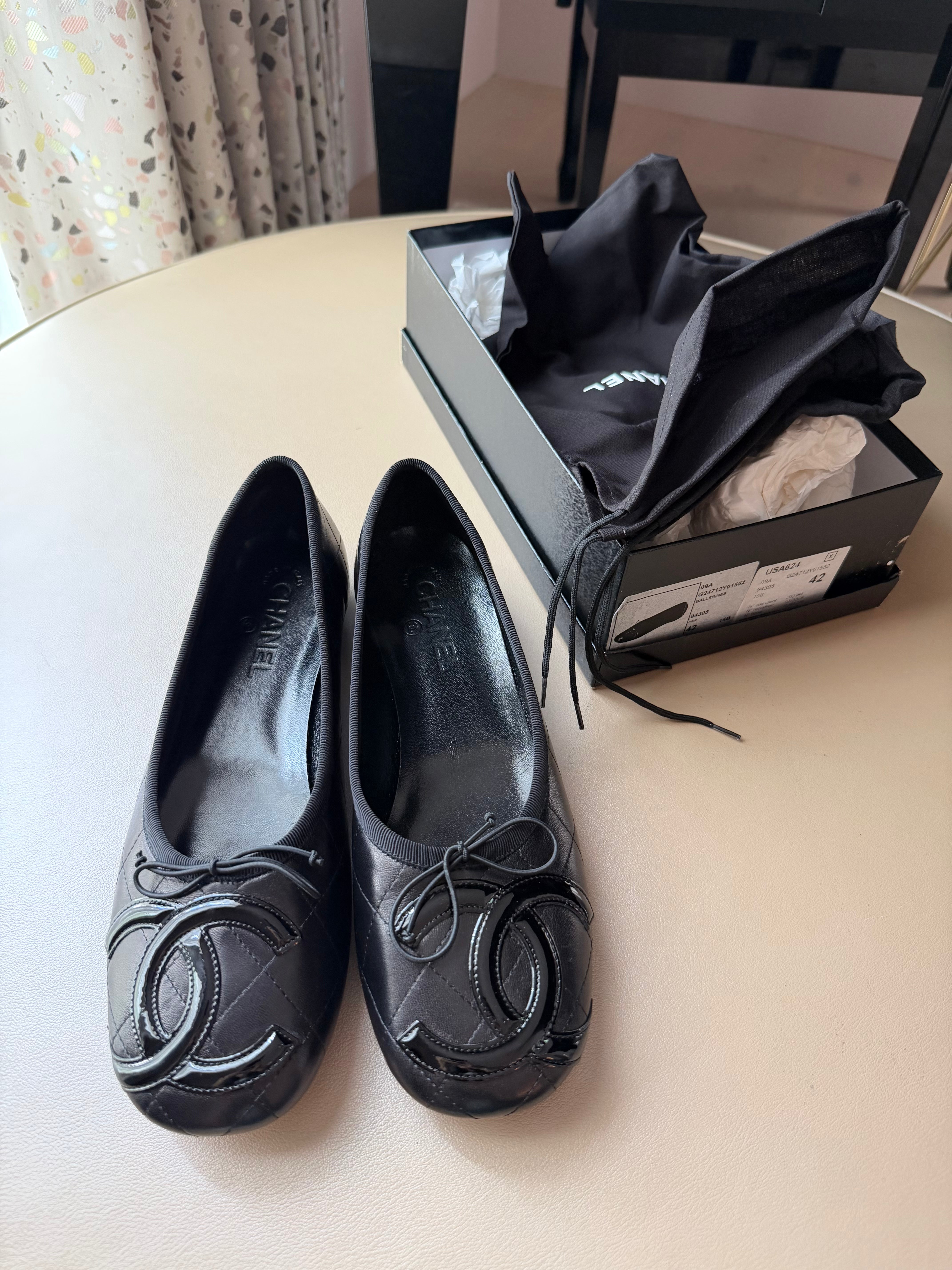 NIB Black Quilted Lambskin "CC" Ballet Flats with Bow