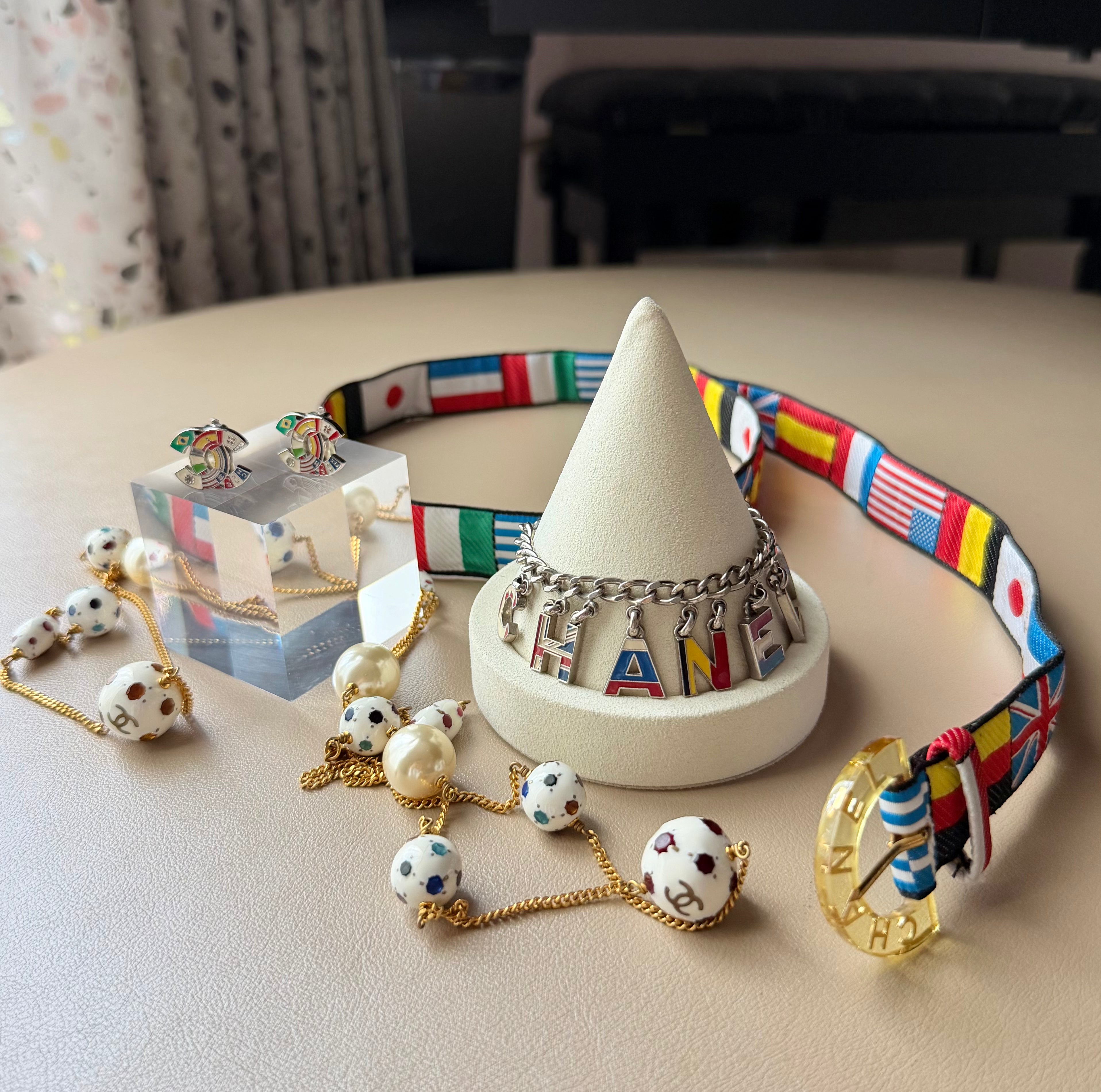 Cruise 1994/1995 "International Flag" CC Earrings