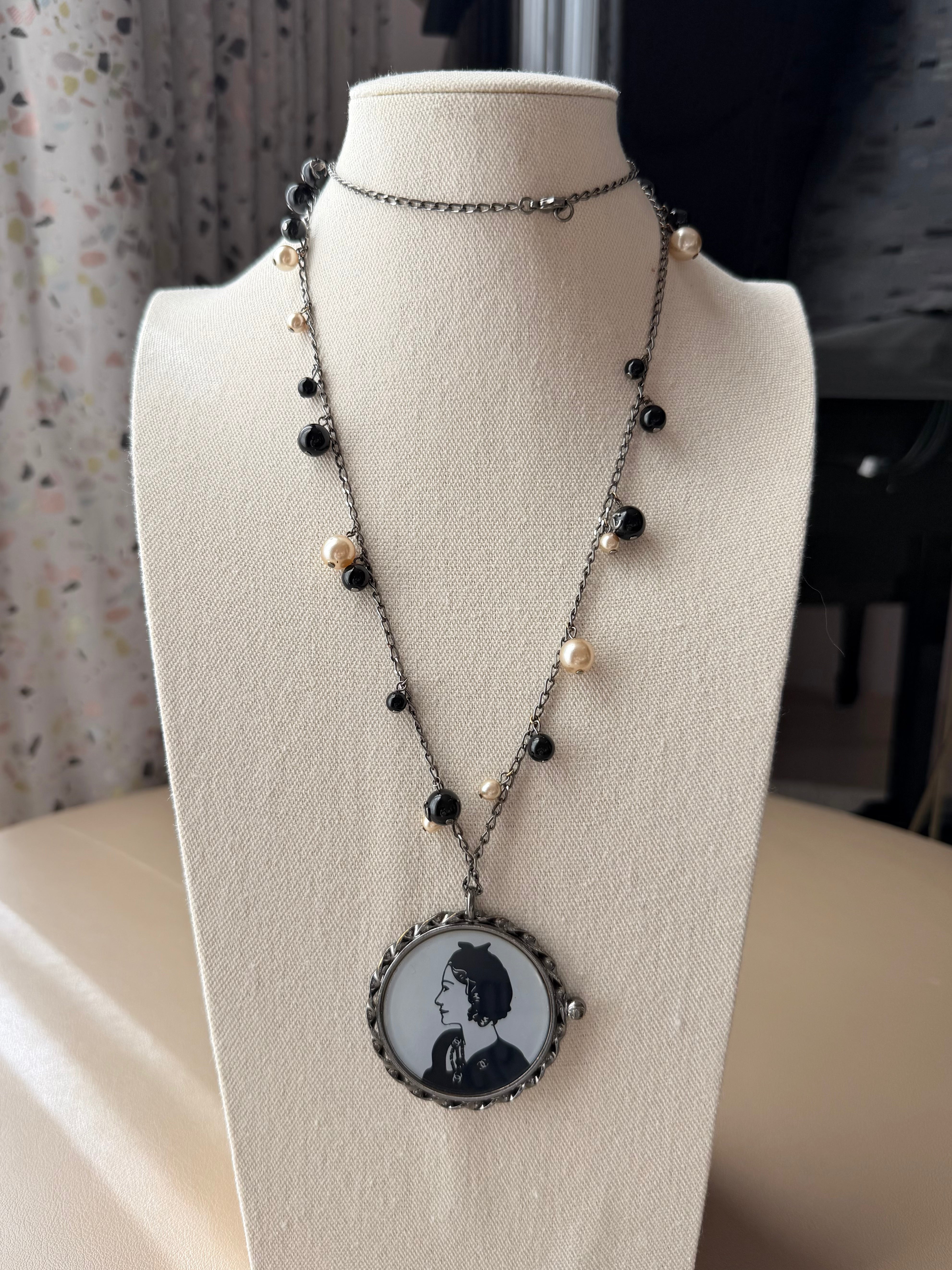 S/S 2003 “Mademoiselle Cameo” Pendant Necklace & Clip-On Earrings Set