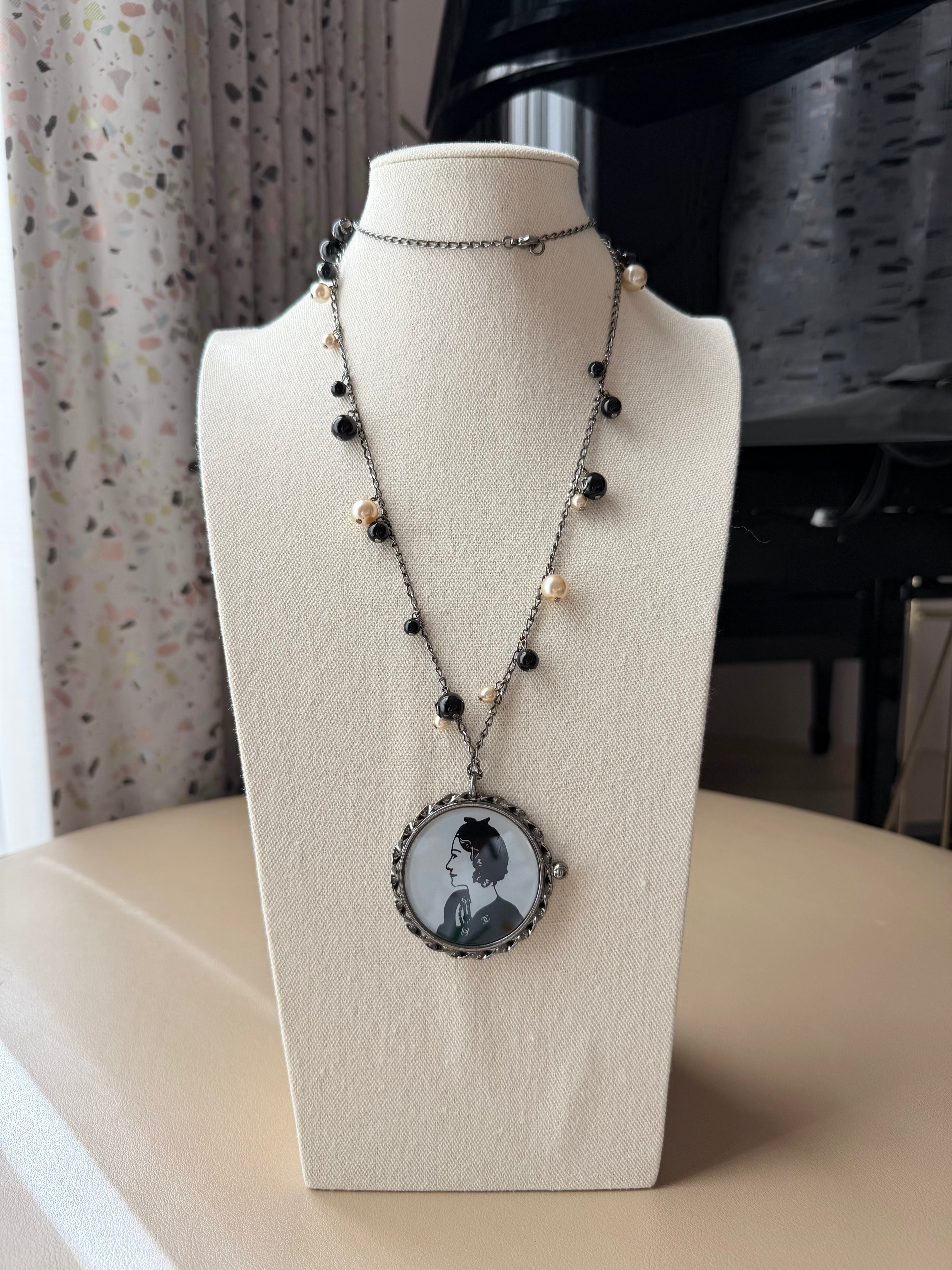 S/S 2003 “Mademoiselle Cameo” Pendant Necklace & Clip-On Earrings Set