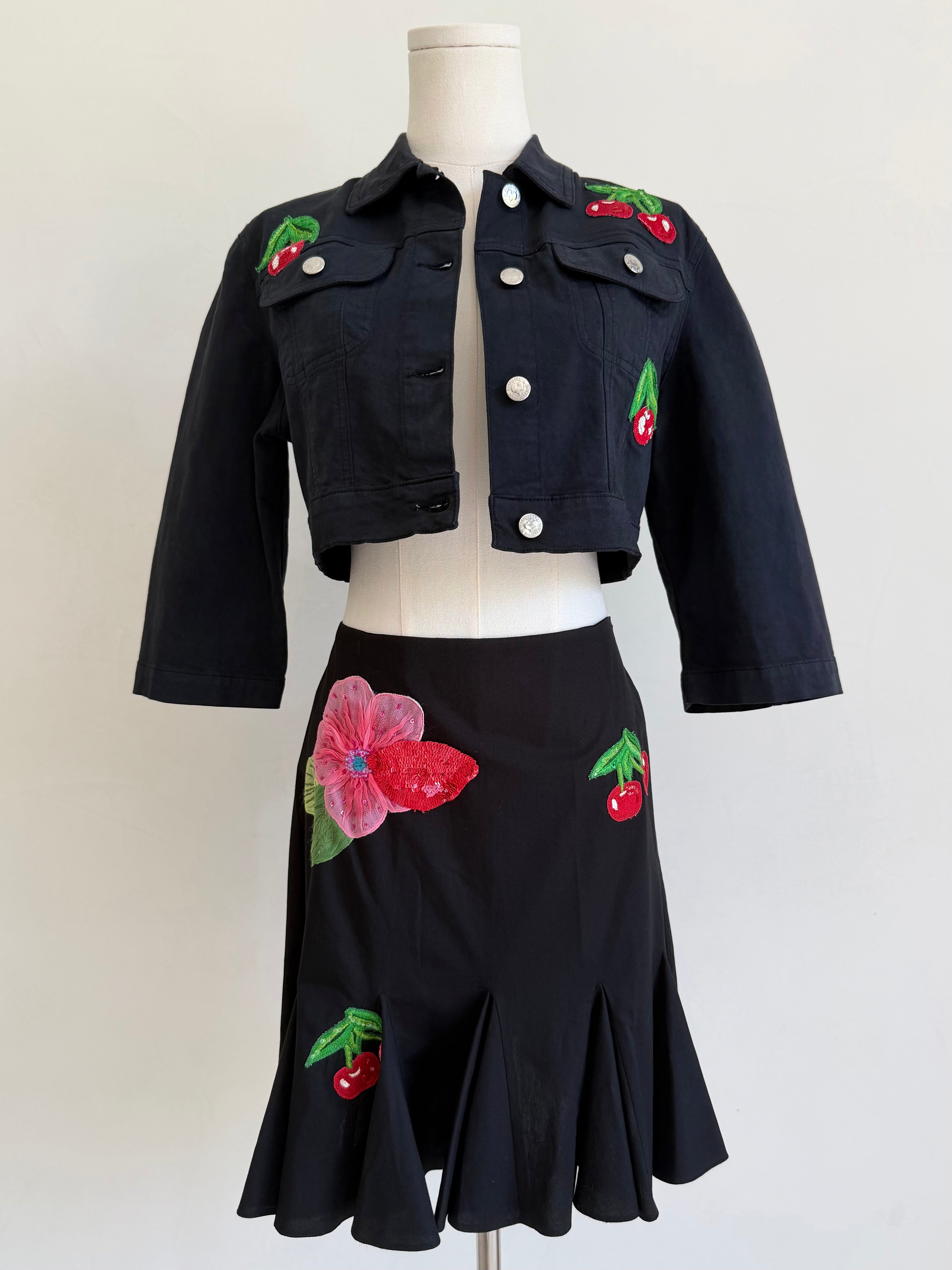 S/S 2004 Blugirl Black Cherry Matching Set