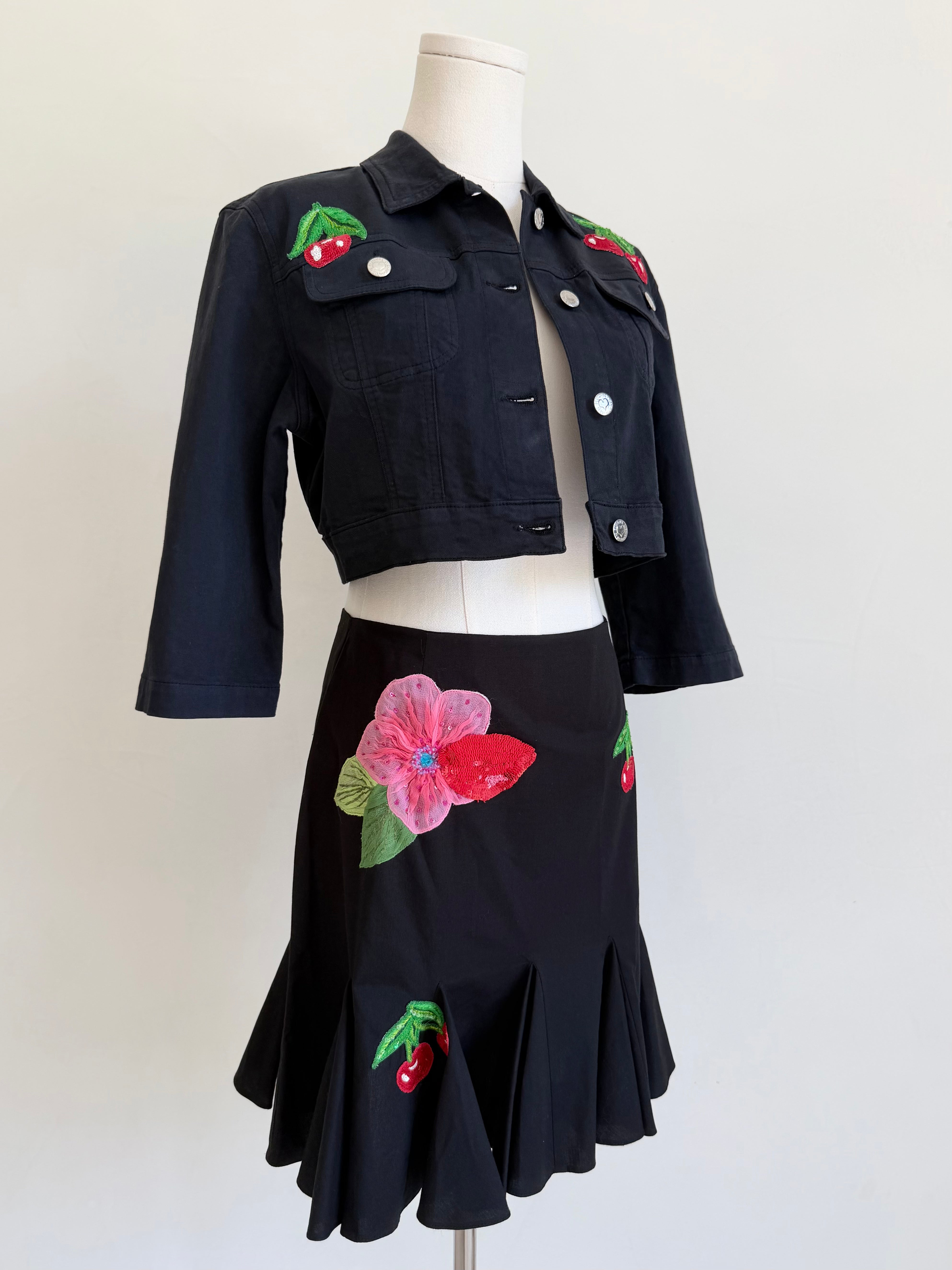 S/S 2004 Blugirl Black Cherry Matching Set